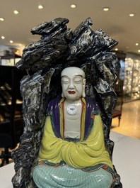 A Chinese polychrome-glazed group with Vanavasin, Qianlong mark, 19th C.