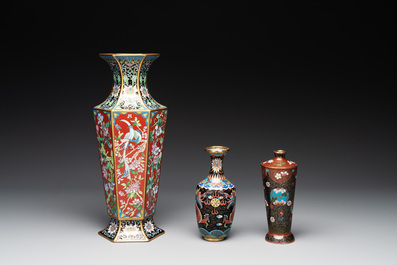 12 Chinese cloisonn&eacute; wares, 19/20th C.
