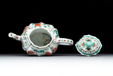A Chinese famille verte 'lotus pond with ducks' teapot, Kangxi