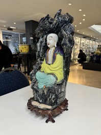 A Chinese polychrome-glazed group with Vanavasin, Qianlong mark, 19th C.