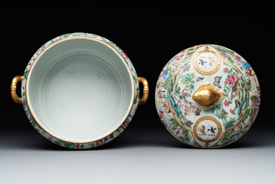 A pair of Chinese Canton famille rose armorial tureens, inner bowls and covers with the arms of Clerke, 19th C.