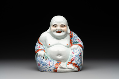 13 Chinese famille rose, verte and iron-red-decorated wares, Kangxi and later