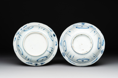 Four Chinese blue and white 'kraak' 'klapmuts' bowls, Wanli