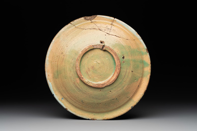 A polychrome Dutch maiolica 'fruit tazza' dish, 17th C.