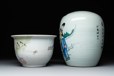 Four Chinese famille rose vases, a jardini&egrave;re and a jar, 19/20th C.