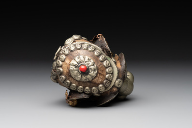 A Tibetan kapala and two Sino-Tibetan bronze figures, 19/20th C.