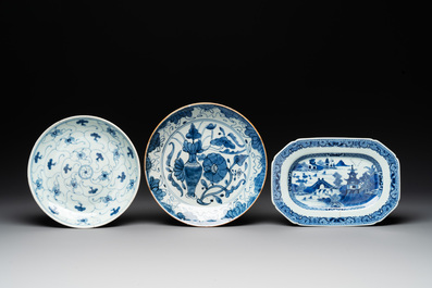 Nine Chinese monochrome, blue, white and famille rose wares, 18/19th C.