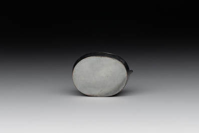 A Japanese lacquerware suzuribako or writing box depicting a crab, Meiji, 19th C.