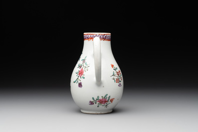 Six Chinese blue, white and famille rose wares, 18/19th C.
