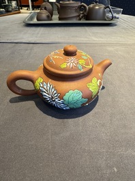 A collection of 20 Chinese Yixing stoneware teapots, 20th C.