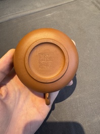 A collection of 20 Chinese Yixing stoneware teapots, 20th C.