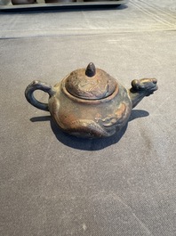A collection of 20 Chinese Yixing stoneware teapots, 20th C.