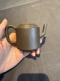 A collection of 20 Chinese Yixing stoneware teapots, 20th C.