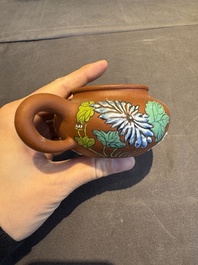 A collection of 20 Chinese Yixing stoneware teapots, 20th C.