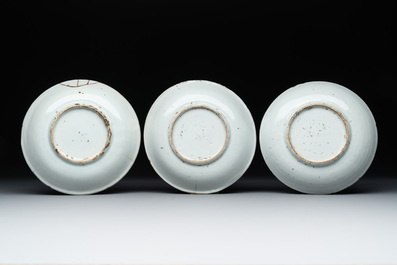 Five Chinese blue and white ko-sometsuke 'crane' plates for the Japanese market, Tianqi