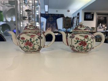 A pair of Chinese famille rose teapots with floral design, Qianlong