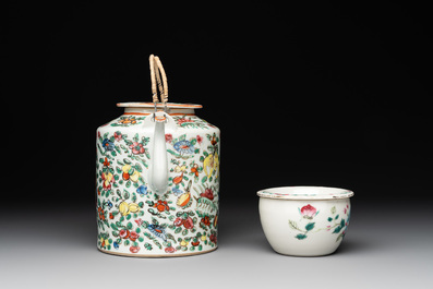 20 Chinese famille rose and blue and white wares, Qianlong and Jingdezhen mark, 19/20th C.