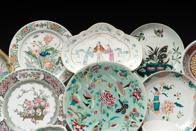 15 Chinese famille rose and verte wares, 19/20th C.