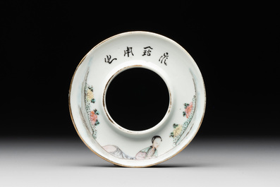 20 Chinese famille rose and blue and white wares, Qianlong and Jingdezhen mark, 19/20th C.
