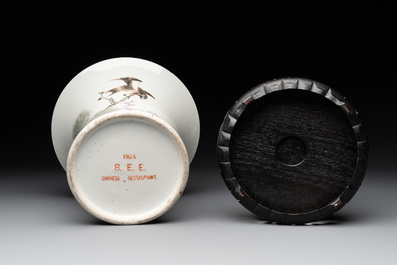 Two Chinese famille rose jars and a brush pot, signed Ju Yi Tai 聚義泰, 'B.E.E. CHINESE RESTAURANT' mark, dated 1924 and 20th C.