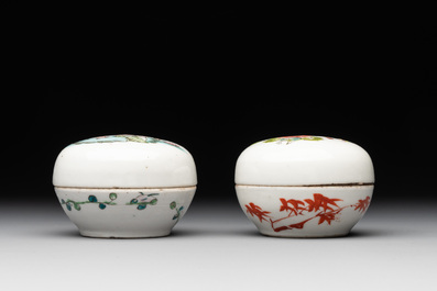 20 Chinese famille rose and blue and white wares, Qianlong and Jingdezhen mark, 19/20th C.