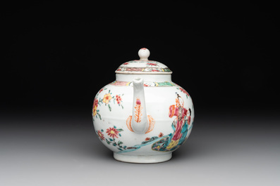 A Chinese famille rose 'Xi Xiang Ji' teapot, Yongzheng
