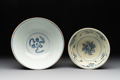 12 Chinese blue and white wares, Ming