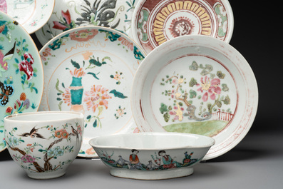 15 Chinese famille rose and verte wares, 19/20th C.