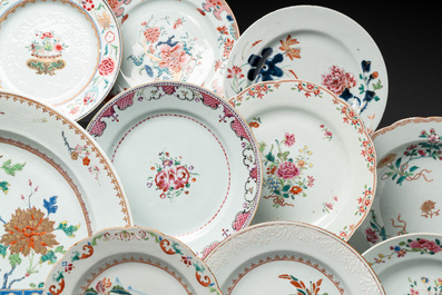 A Chinese famille rose dish and 17  plates, Yongzheng/Qianlong