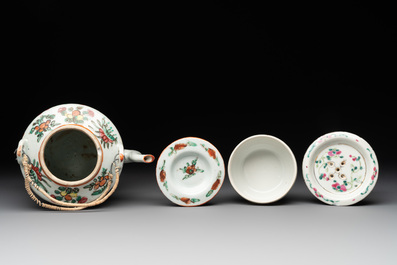 20 Chinese famille rose and blue and white wares, Qianlong and Jingdezhen mark, 19/20th C.