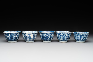 26 Chinese blue and white wares, Wanli/Qianlong