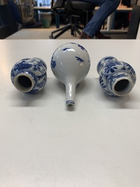 A varied collection of 13 Chinese blue and white wares, Kangxi/Qianlong