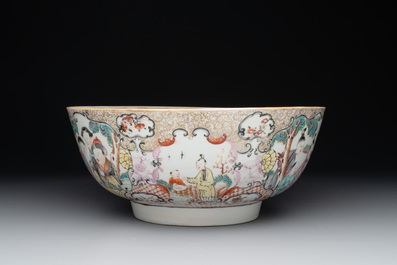 A Chinese Canton famille rose 'mandarin subject' bowl and a covered ewer, Qianlong