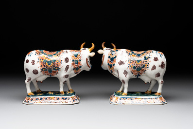 A pair of polychrome Dutch Delft cows, 18th C.