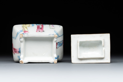 A fine Chinese famille rose covered water pot with figural design on wooden stand, 18th C.