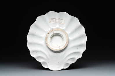 A rare Chinese famille rose turquoise-ground trembleuse stand or 'mancerina' for the Spanish or Mexican market, Qianlong