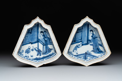 A fine Chinese blue and white sweetmeat set with figural design, Kangxi