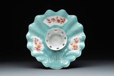 A rare Chinese famille rose turquoise-ground trembleuse stand or 'mancerina' for the Spanish or Mexican market, Qianlong