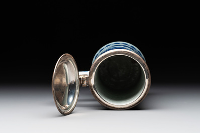 A Chinese blue and white silver-mounted tankard, Transitional period