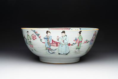 A fine Chinese famille rose 'Xi Xiang Ji' punch bowl, Yongzheng
