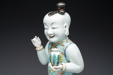 A pair of large Chinese famille rose figures on stands, Qianlong