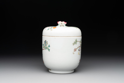 A Chinese famille rose '100 boys' covered box and a plate, Guangxu mark, Republic