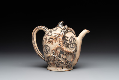 A Chinese Cizhou 'cadogan' ewer with dragons, Yuan/Ming