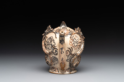 A Chinese Cizhou 'cadogan' ewer with dragons, Yuan/Ming
