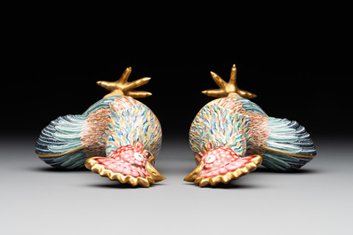 A pair of Chinese Canton enamel roosters, 20th C.