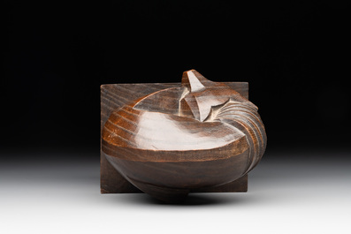 Zakopane School: wooden carving of a fox, marked on the base, Poland, late 19th/early 20th C.