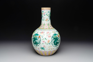 A Chinese famille rose 'dragon' 'tianqiuping' vase, 19th C.