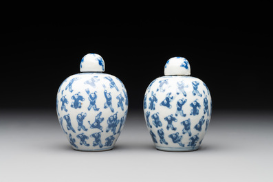 A Chinese wucai vase and seven blue and white jarlets, 19th C.