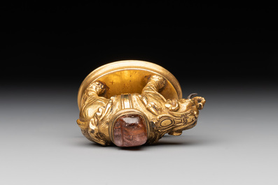 A Chinese pink quartz-inset gilt bronze elephant, 18th C.