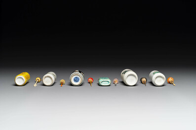 Six Chinese famille verte and rose snuff bottles, shou mark, 19/20th C.